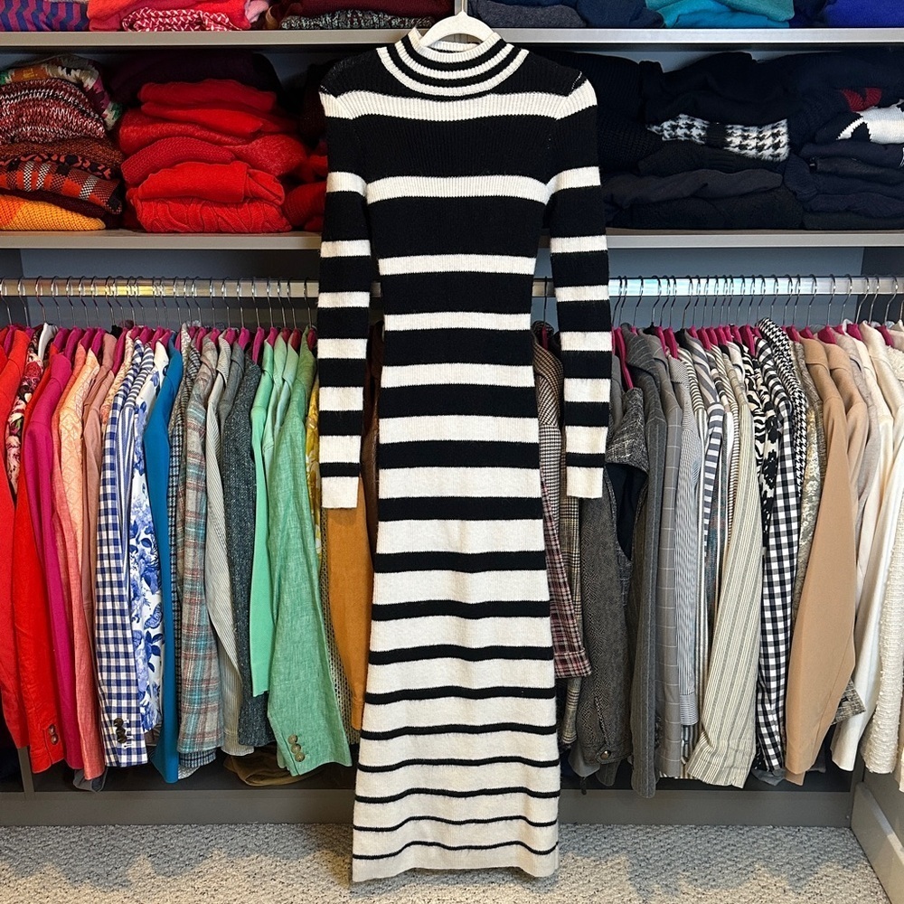Unbranded white/black striped long sleeve mock neck sweater maxi dress size S